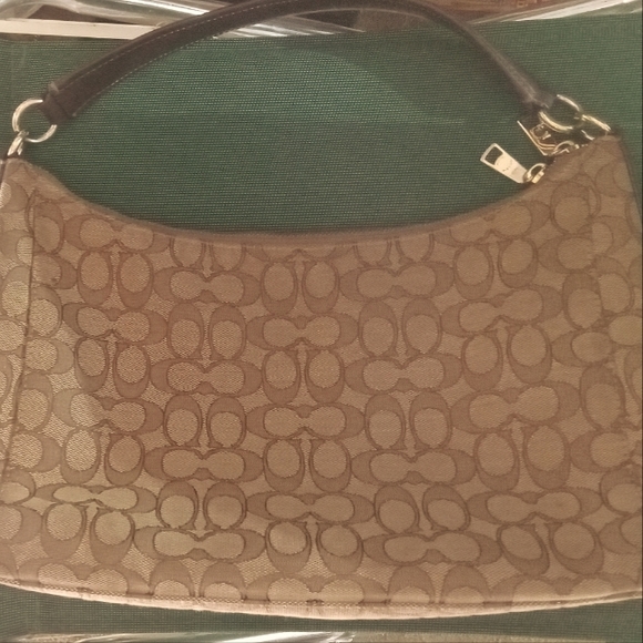 Coach purse. Shoulder bag - Picture 1 of 5